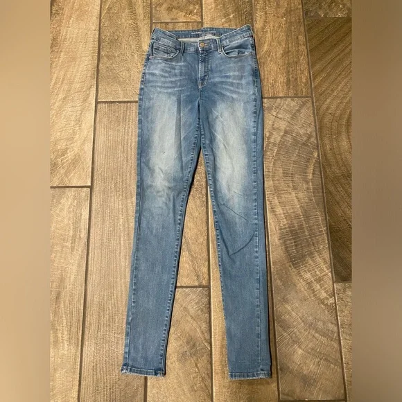 Old Navy RockStar High Rise Tall Jeans - Picture 1 of 5